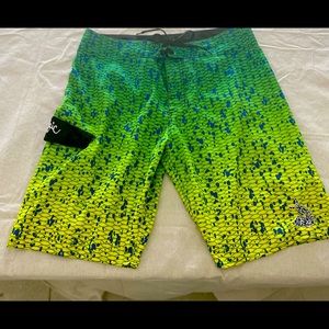 Pelagic Men’s MAHI Board Shorts size 32! Gently used!